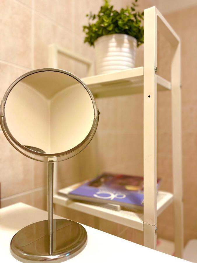 Ca' Del Sole - Attico Panoramico In Centro Storico Apartment Монтаняна Екстериор снимка