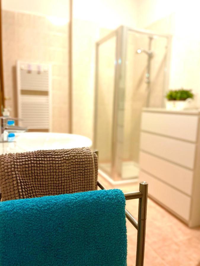 Ca' Del Sole - Attico Panoramico In Centro Storico Apartment Монтаняна Екстериор снимка