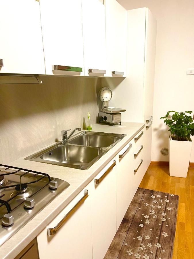 Ca' Del Sole - Attico Panoramico In Centro Storico Apartment Монтаняна Екстериор снимка