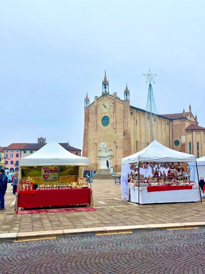 Ca' Del Sole - Attico Panoramico In Centro Storico Apartment Монтаняна Екстериор снимка